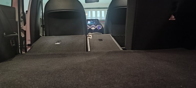 Mercedes Benz GLA 200 pełne AMG panoramiczny dach - 07