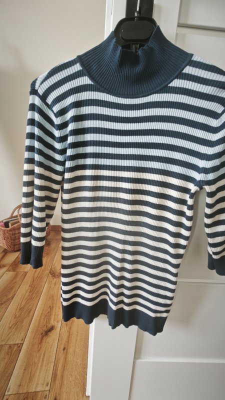 Sweter Roz S
