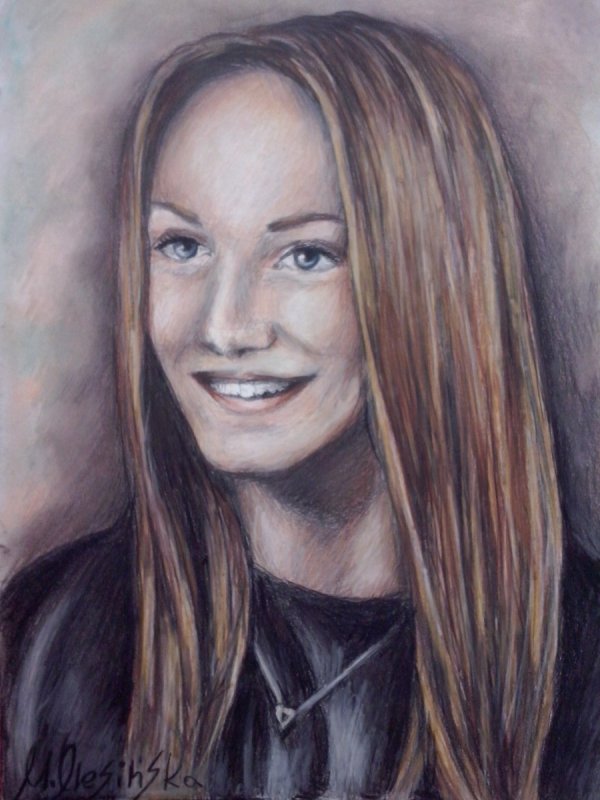 Portret ze zdjęcia ołówkiem lub kredkami - 06