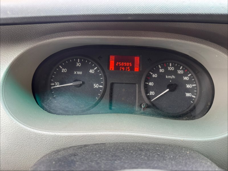Renault master 2.5 2009r.