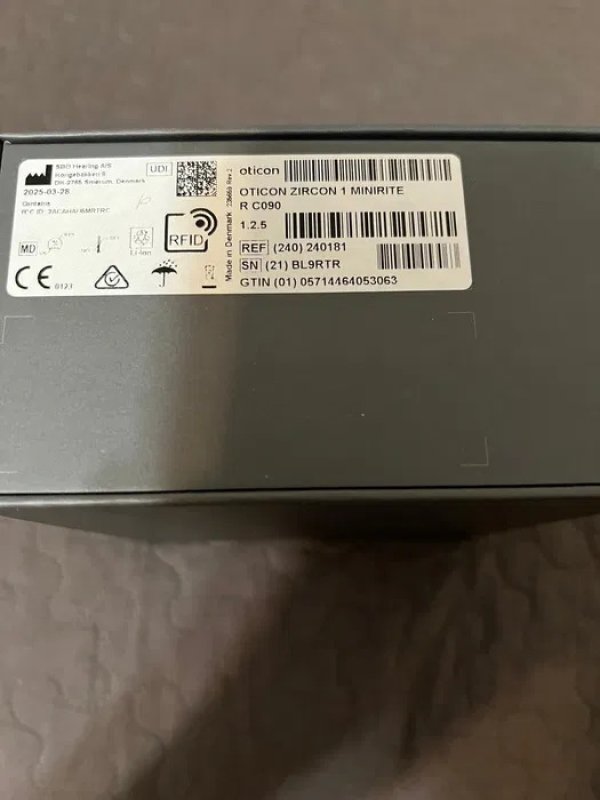 Oticon Zircon 1 mini Rite R, nowy, komplet - 03 Oticon Zircon 1 mini Rite R, nowy, komplet - 03