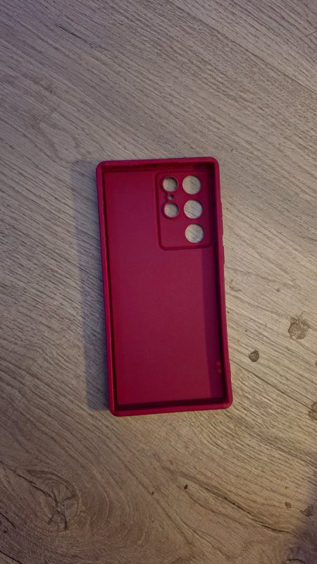 Oddam etui do samsunga s22 ultra