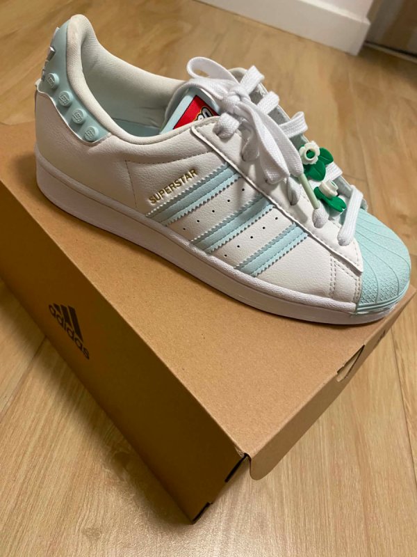 Adidas Originals Superstar x LEGO