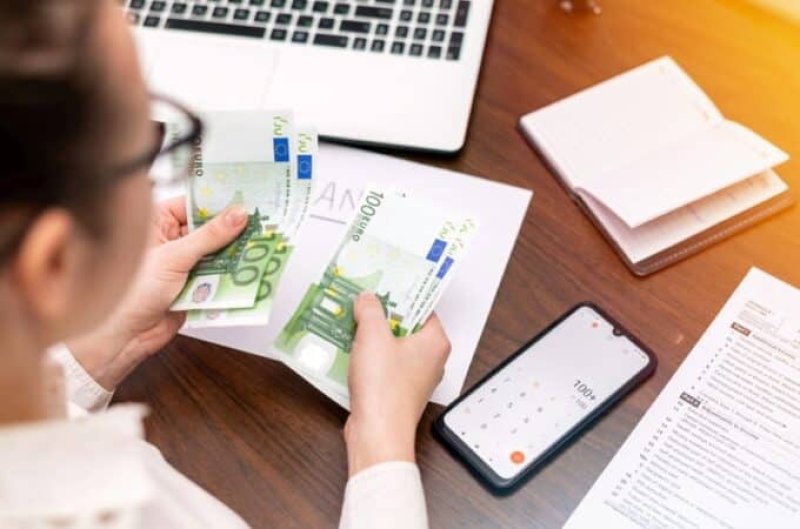 Oferta Pożyczki, Kredyty i Usługi Finansowe.